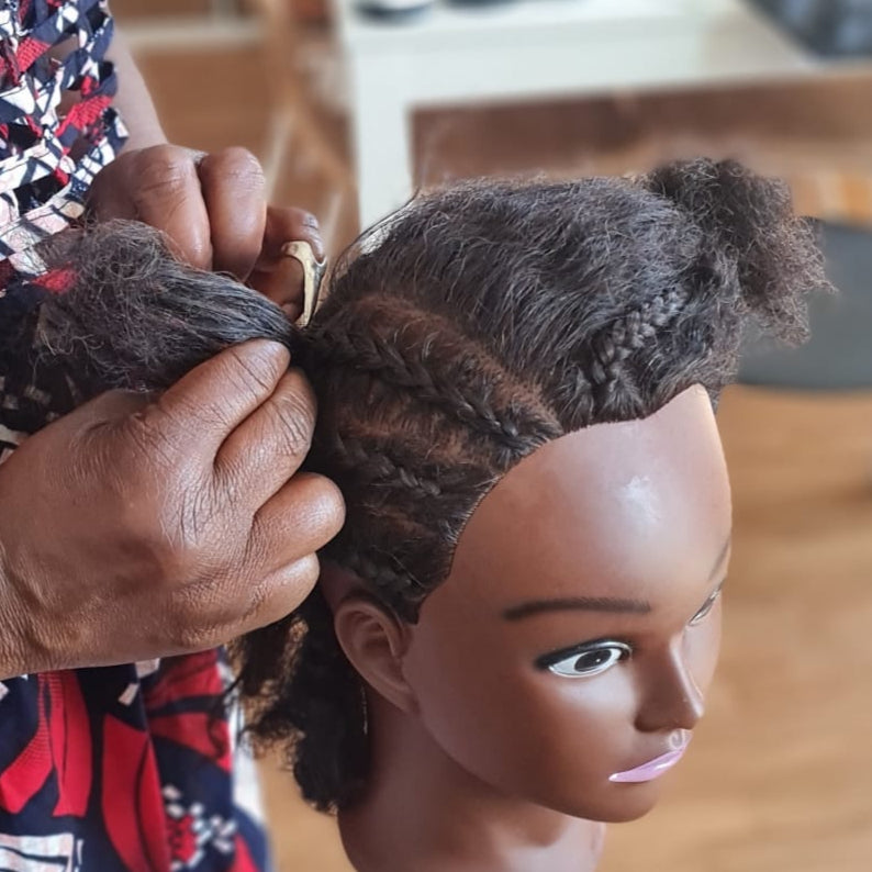 entrainement sur tête à coiffer